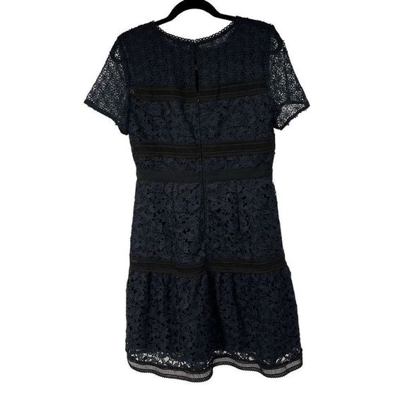 Ann Taylor Dresses & Skirts - Ann Taylor Dark Blue & Black Lace Short Sleeve Dress